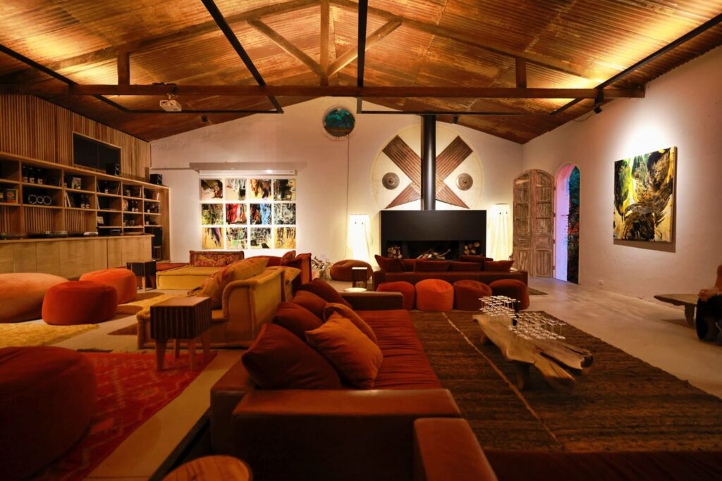 WineSpot, el nuevo bar de vinos en el antiguo granero de Château d’Ancón, Valle de Uco.